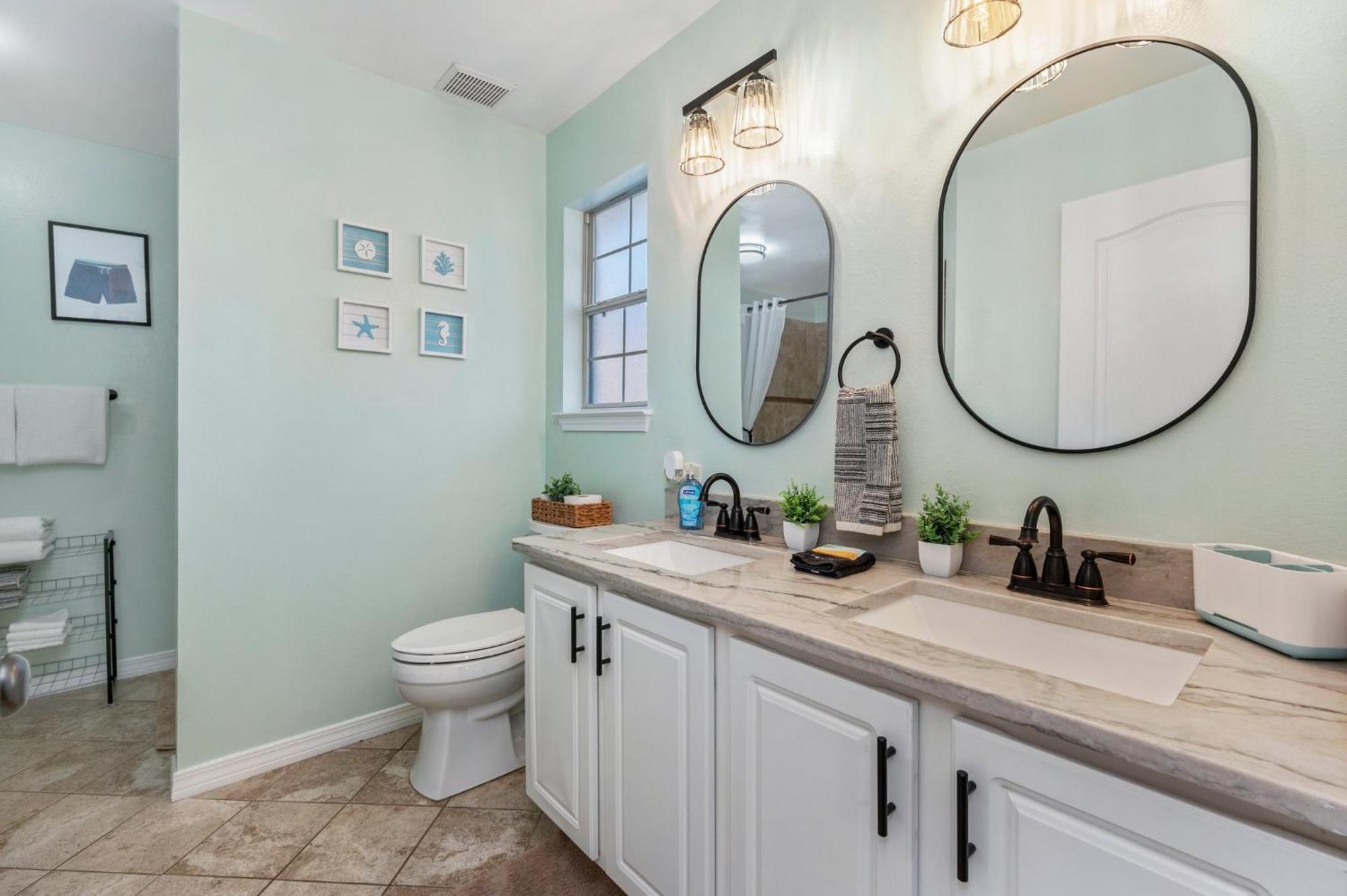 Beautiful Pet Friendly Home! New Tropical Pool, Opt Golf Cart And Pool Heat, Minutes To Beach Destin Esterno foto